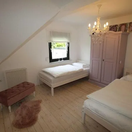 Holiday home Janne Comfortable *